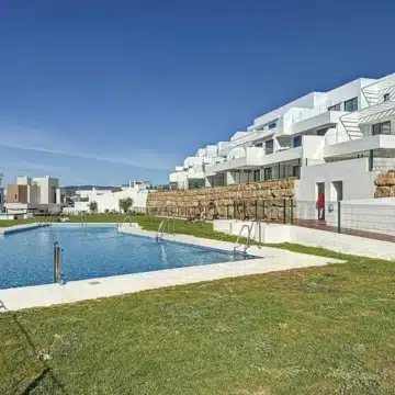 Brand new groundfloor apartment in the sought-after Camarate Golf area of Casares Picture 13