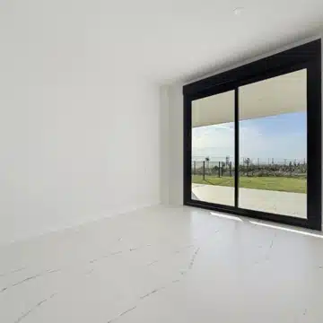 Brand new groundfloor apartment in the sought-after Camarate Golf area of Casares Picture 11