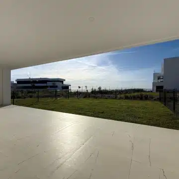 Brand new groundfloor apartment in the sought-after Camarate Golf area of Casares Picture 10