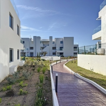 Brand new groundfloor apartment in the sought-after Camarate Golf area of Casares Picture 18