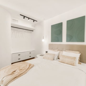 Fully renovated three bedroom apartment in the heart of Nueva Andalucía Picture 15