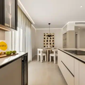 Luxury apartment with Sea and Mountain Views in Jardines de Andalucia, Nueva Andalucia Picture 16