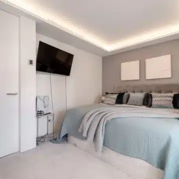 Impressive Duplex Penthouse with Incredible Views in Monte Paraíso, Marbella Golden Mile Picture 8
