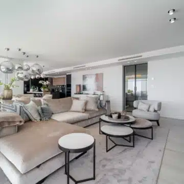 Impressive Duplex Penthouse with Incredible Views in Monte Paraíso, Marbella Golden Mile Picture 7