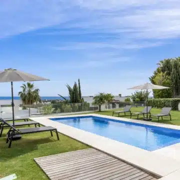 Modern contemporary villa located in the sought-after residential area of La Alqueria, Benahavis Picture 52