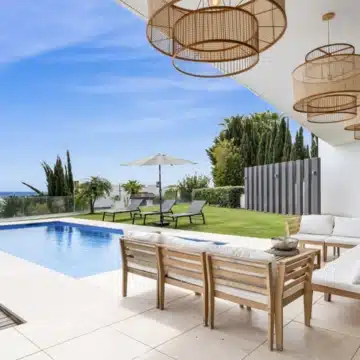 Modern contemporary villa located in the sought-after residential area of La Alqueria, Benahavis Picture 8