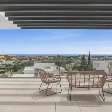 Modern contemporary villa located in the sought-after residential area of La Alqueria, Benahavis Picture 7