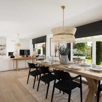 Frontline golf villa with attractive views located in the prestigious El Paraíso, Benahavís Picture 27