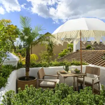 Elegant renovated villa in the sought-after area of El Paraíso, New Golden Mile Picture 8