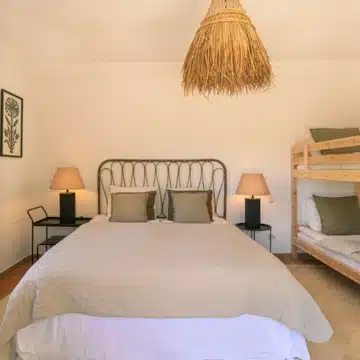 Elegant renovated villa in the sought-after area of El Paraíso, New Golden Mile Picture 26