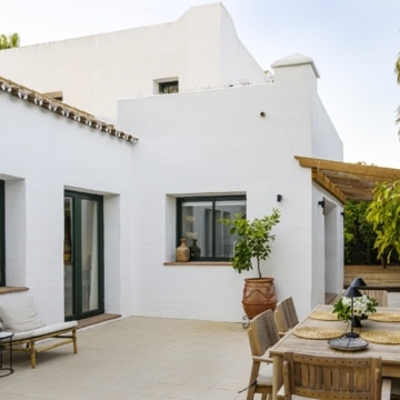 Elegant renovated villa in the sought-after area of El Paraíso, New Golden Mile Picture 47