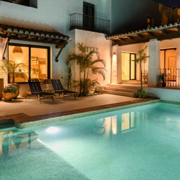 Elegant renovated villa in the sought-after area of El Paraíso, New Golden Mile Picture 56