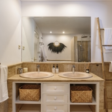 Elegant renovated villa in the sought-after area of El Paraíso, New Golden Mile Picture 58