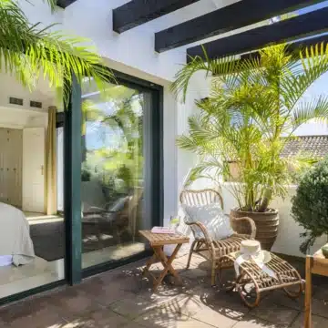 Elegant renovated villa in the sought-after area of El Paraíso, New Golden Mile Picture 20