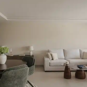 Refurbished apartment with panoramic sea views in Los Almendros, Benahavís Picture 5