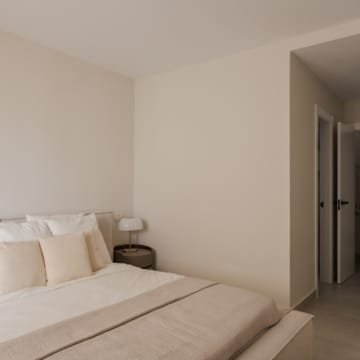 Refurbished apartment with panoramic sea views in Los Almendros, Benahavís Picture 28