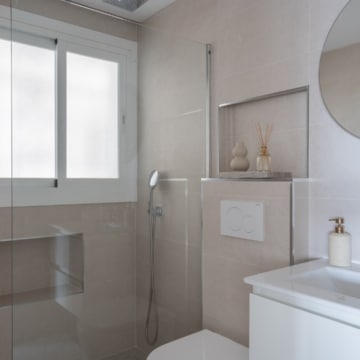 Refurbished apartment with panoramic sea views in Los Almendros, Benahavís Picture 21