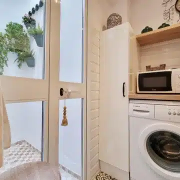 Cozy groundfloor apartment with an active Tourist License in Marbella’s Historic Center Picture 14