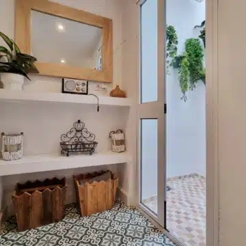 Cozy groundfloor apartment with an active Tourist License in Marbella’s Historic Center Picture 2