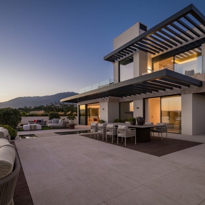 Atelier 4 by Ikkil Bay – Penthouse Stella enjoys breathtaking sea views in Estepona Picture
