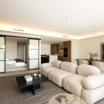 Beautifully renovated ground floor apartment in the prestigious Les Belvederes, Nueva Andalucia Picture 6