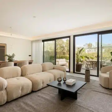 Beautifully renovated ground floor apartment in the prestigious Les Belvederes, Nueva Andalucia Picture 1