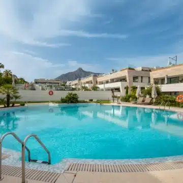 Groundfloor duplex apartment in the prestigious Epic Marbella development in Marbella Golden Mile Picture 18