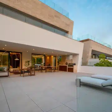 Groundfloor duplex apartment in the prestigious Epic Marbella development in Marbella Golden Mile Picture 42