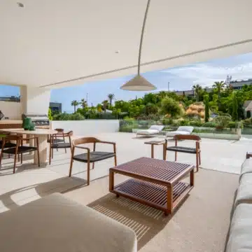Groundfloor duplex apartment in the prestigious Epic Marbella development in Marbella Golden Mile Picture 45