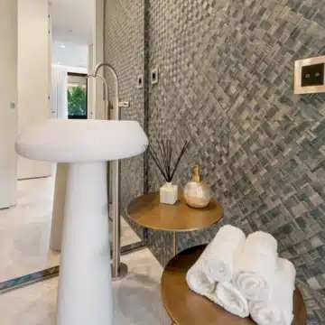 Groundfloor duplex apartment in the prestigious Epic Marbella development in Marbella Golden Mile Picture 28
