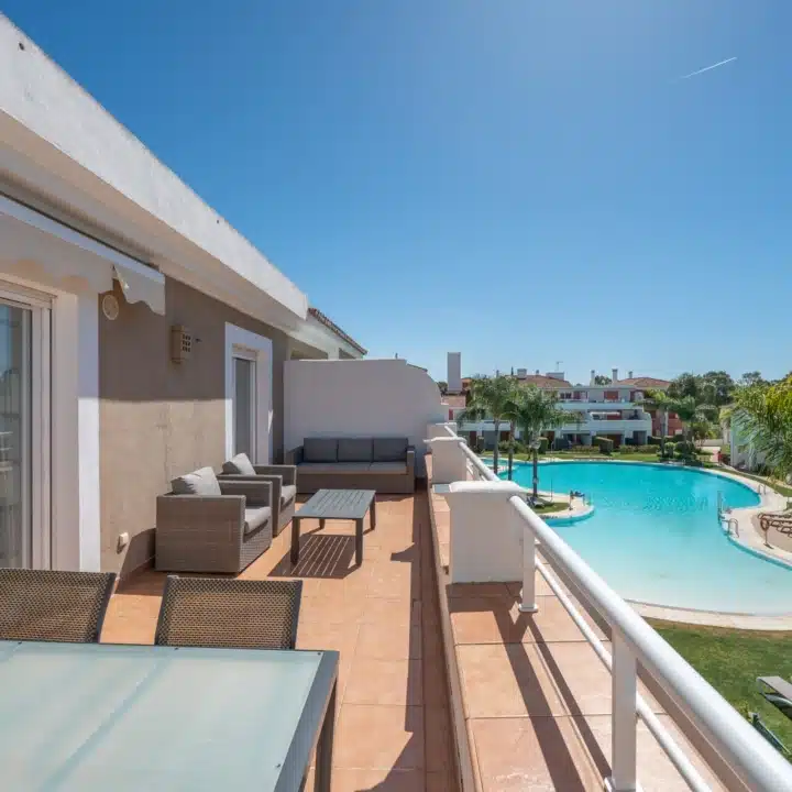 Beautiful Two bedroom penthouse in sought-after gated urbanisation of Cortijo del Mar, Estepona Picture