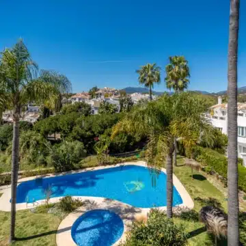 Beautiful Townhouse steps from the beach set in Arco Iris, Marbella Golden Mile Picture 0