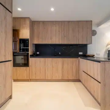 Charming Renovated Townhouse in Lomas Pueblo in the prestigious Lomas de Marbella Club Picture 14