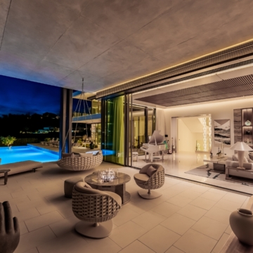 Extraordinary villa sits on a generous plot with panoramic views in the prestigious La Quinta, Benahavis Picture 79