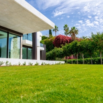 Extraordinary villa sits on a generous plot with panoramic views in the prestigious La Quinta, Benahavis Picture 27