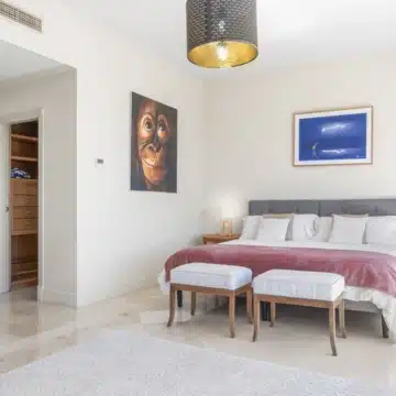 Beautiful 4-Bedroom Villa within the exclusive hillside community of La Paloma, Manilva Picture 8