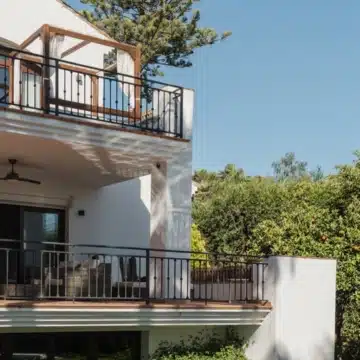 Traditional Andalusian style villa in a secure gated community in El Rosario, Marbella Picture 6