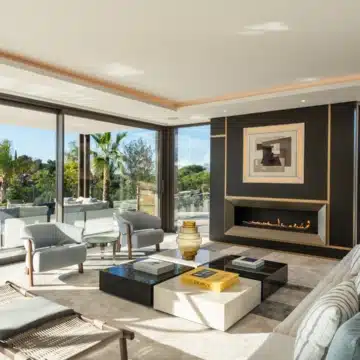 Exclusive Villa with Andalusian Charm and bespoke interiors in Marbella Hill Club Picture 12