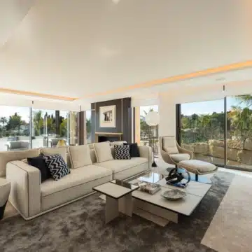 Exclusive Villa with Andalusian Charm and bespoke interiors in Marbella Hill Club Picture 8