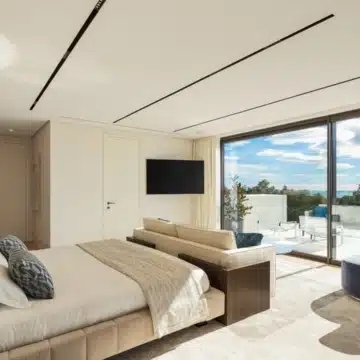 Exclusive Villa with Andalusian Charm and bespoke interiors in Marbella Hill Club Picture 14