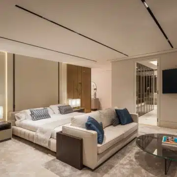Exclusive Villa with Andalusian Charm and bespoke interiors in Marbella Hill Club Picture 3