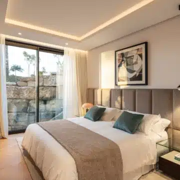 Exclusive Villa with Andalusian Charm and bespoke interiors in Marbella Hill Club Picture 10