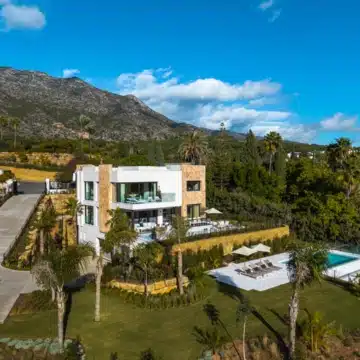 Exclusive Villa with Andalusian Charm and bespoke interiors in Marbella Hill Club Picture 20