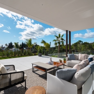 Exclusive Villa with Andalusian Charm and bespoke interiors in Marbella Hill Club Picture 25