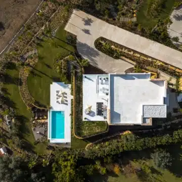 Exclusive Villa with Andalusian Charm and bespoke interiors in Marbella Hill Club Picture 26