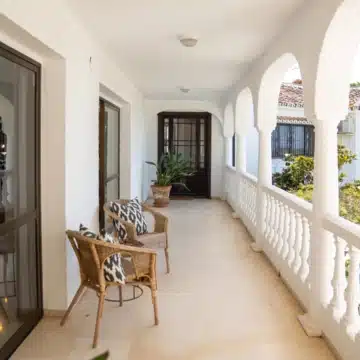 Unique villa with spectacular views over Fuengirola Bay and Mijas Costa Picture 62