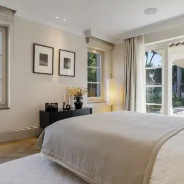 Six bedroom villa with all luxury amenities in Nueva Andalucía, Marbella Picture 22