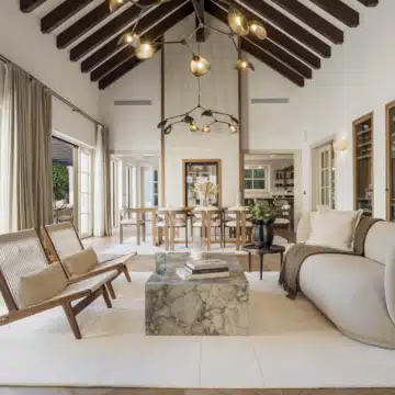 Six bedroom villa with all luxury amenities in Nueva Andalucía, Marbella Picture 5