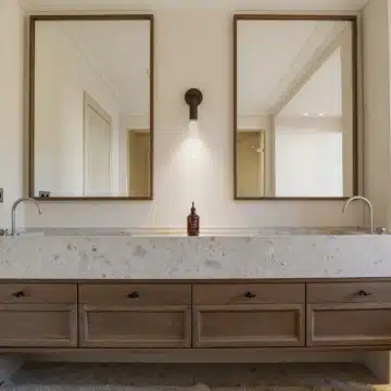 Six bedroom villa with all luxury amenities in Nueva Andalucía, Marbella Picture 34