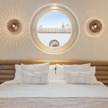 Six bedroom villa with all luxury amenities in Nueva Andalucía, Marbella Picture 35